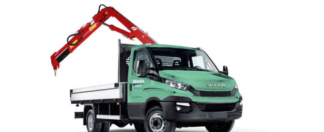 Iveco Daily con gru